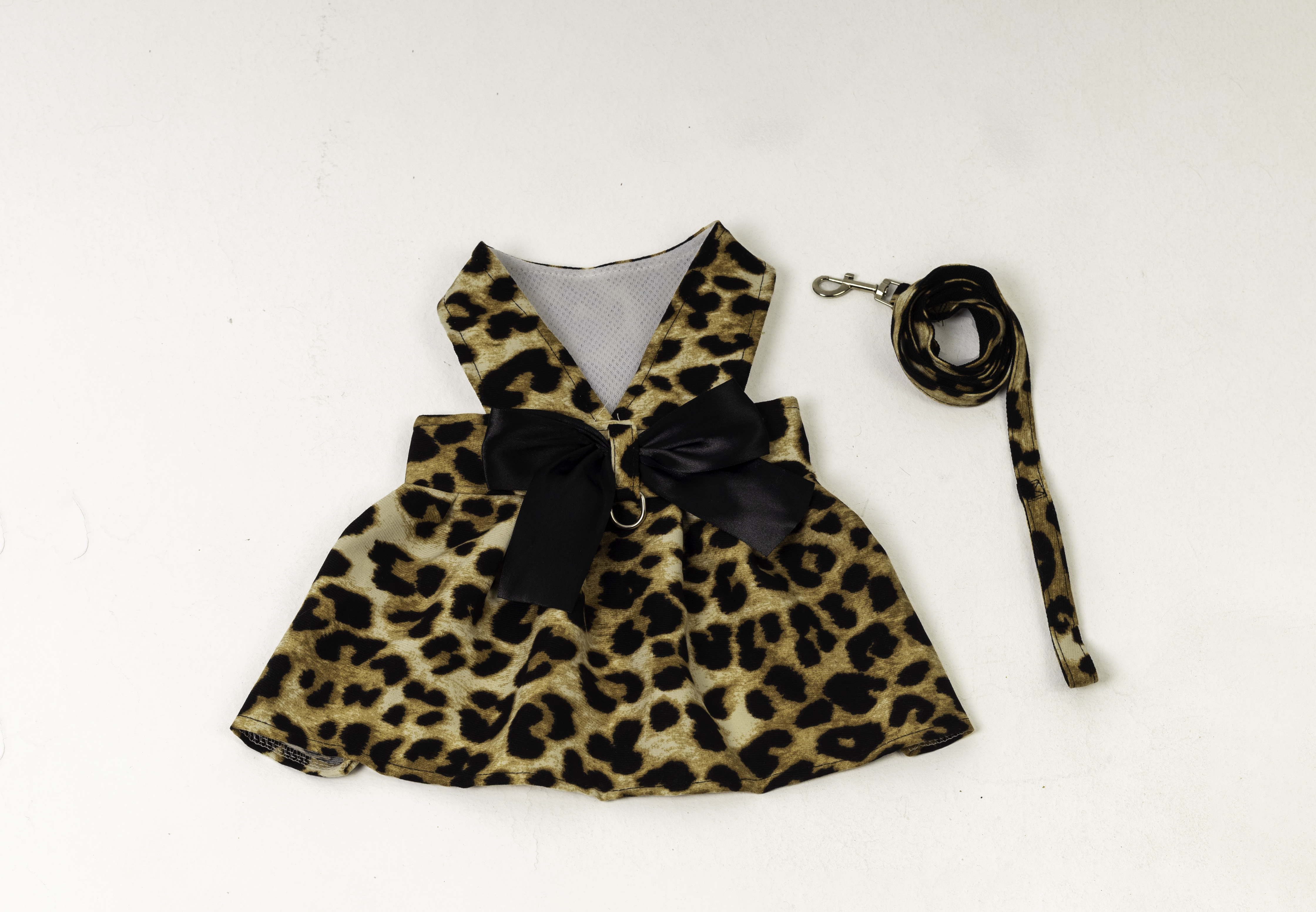 Tiger dress harness & leash